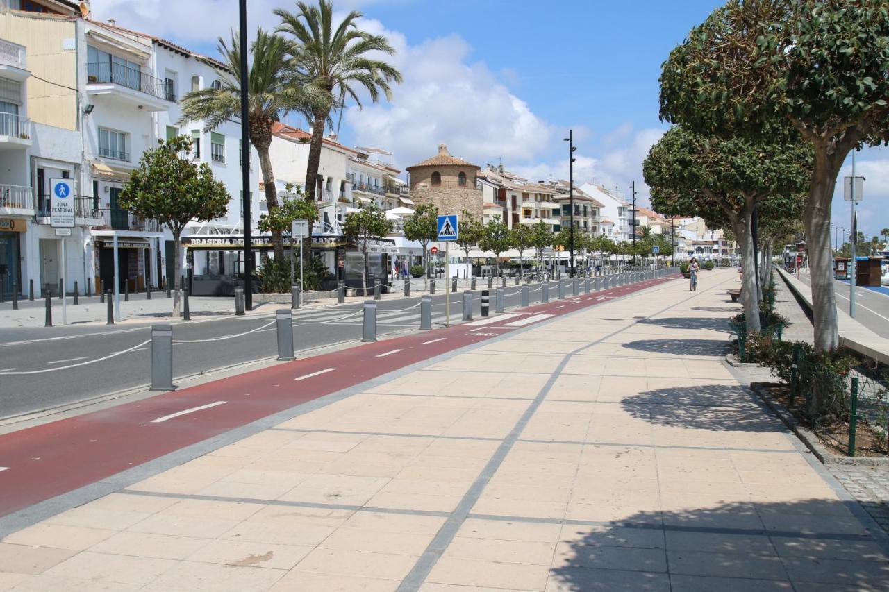 Blau Mari 202 Apartment Cambrils Bagian luar foto